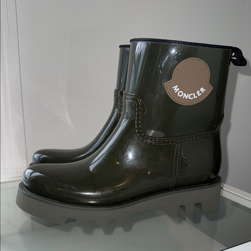 Moncler Green Rain & Snow Boots with Glossy Finish